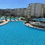 Palm Lake Resort Folla Monastir